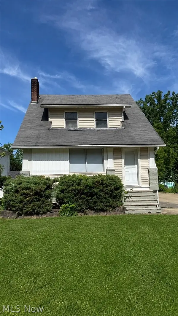 2894 Lost Nation Road, Willoughby, OH 44094