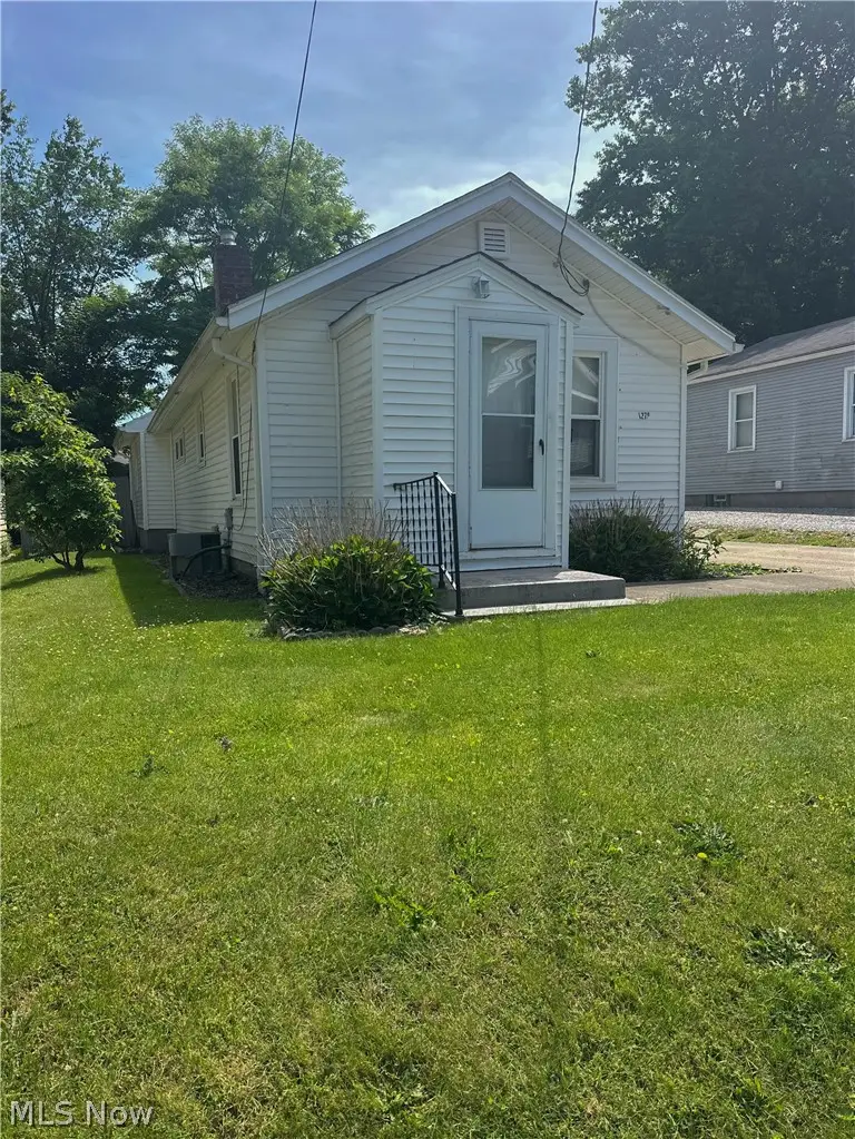 1275 Sawyer Avenue, Akron, OH 44310 - #2