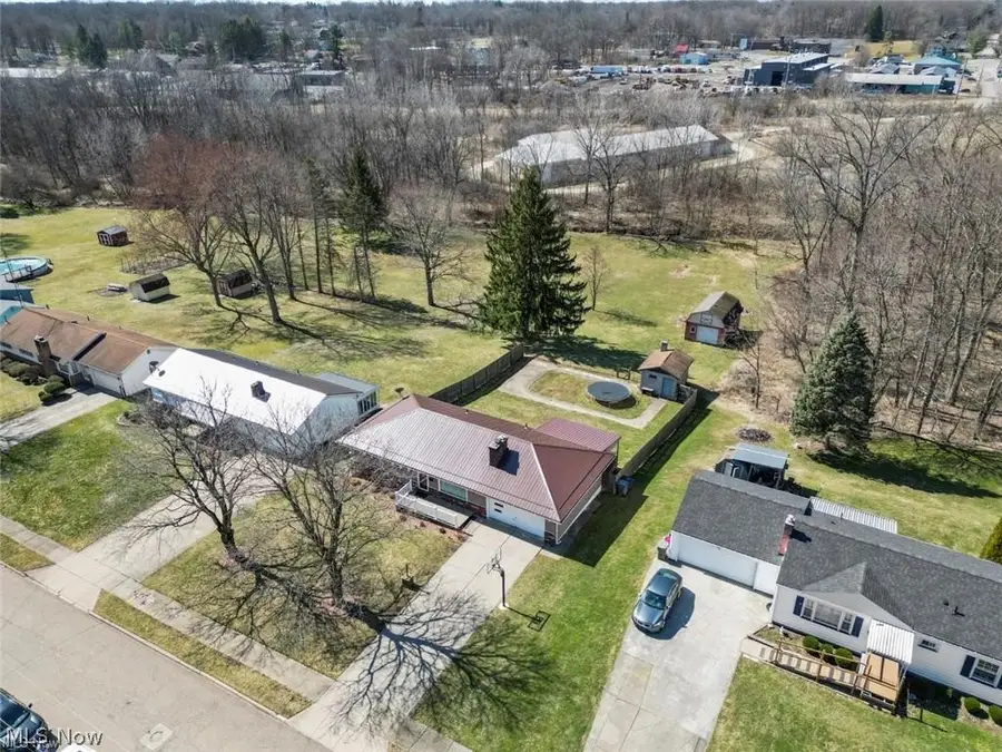 364 S Bon Air Avenue, Youngstown, OH 44509 - #3