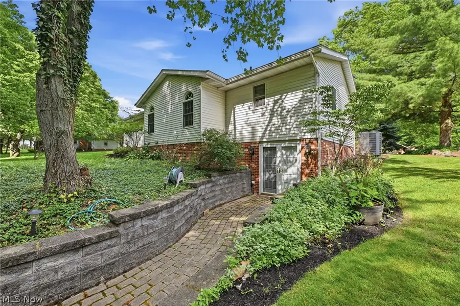 992 Fireside Drive, Brunswick, OH 44212 - #2