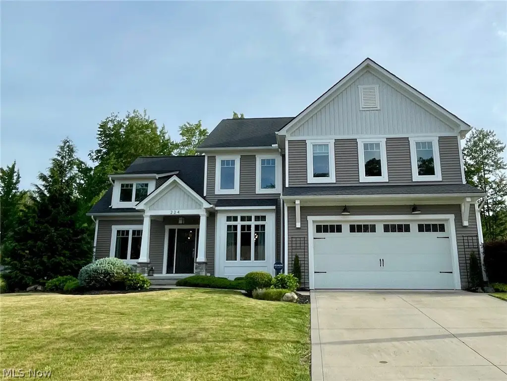 224 Hidden Glen Trail, Chardon, OH 44024 - #1
