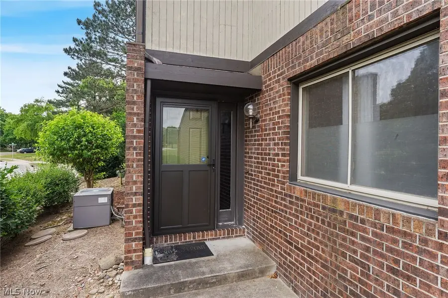 931 Trimble Drive, Akron, OH 44307 - #3