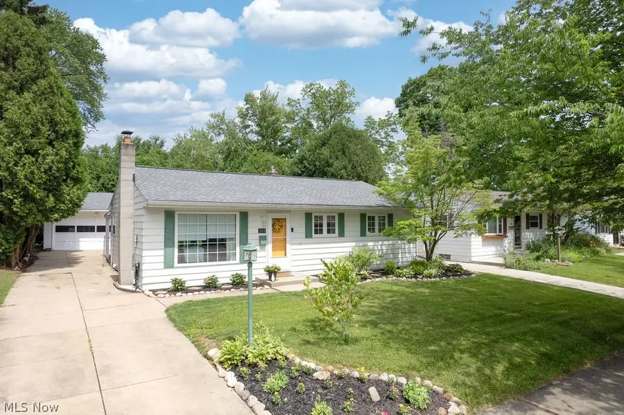 1044 Ellsworth Drive, Akron, OH 44313 - #2