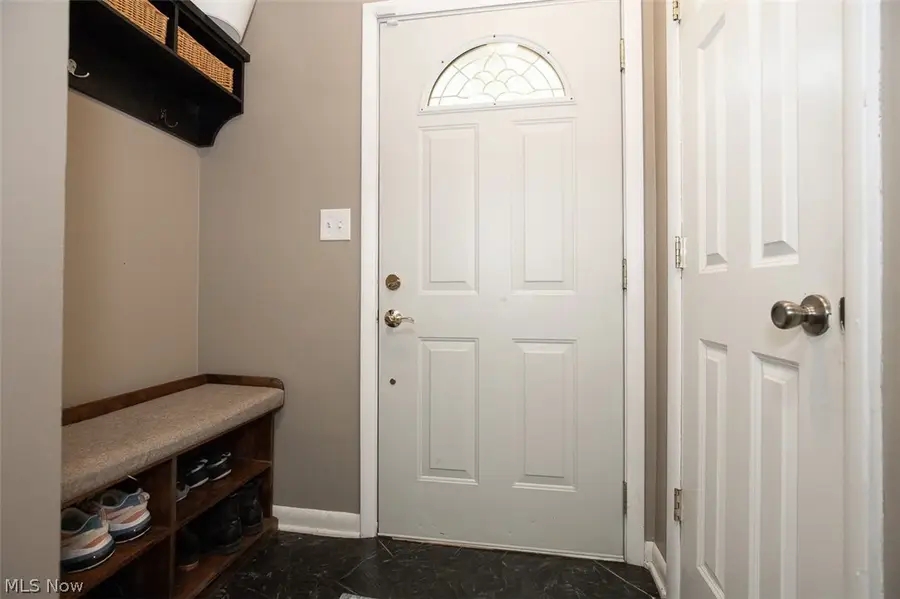1724 Wiltshire Road, Akron, OH 44313 - #2