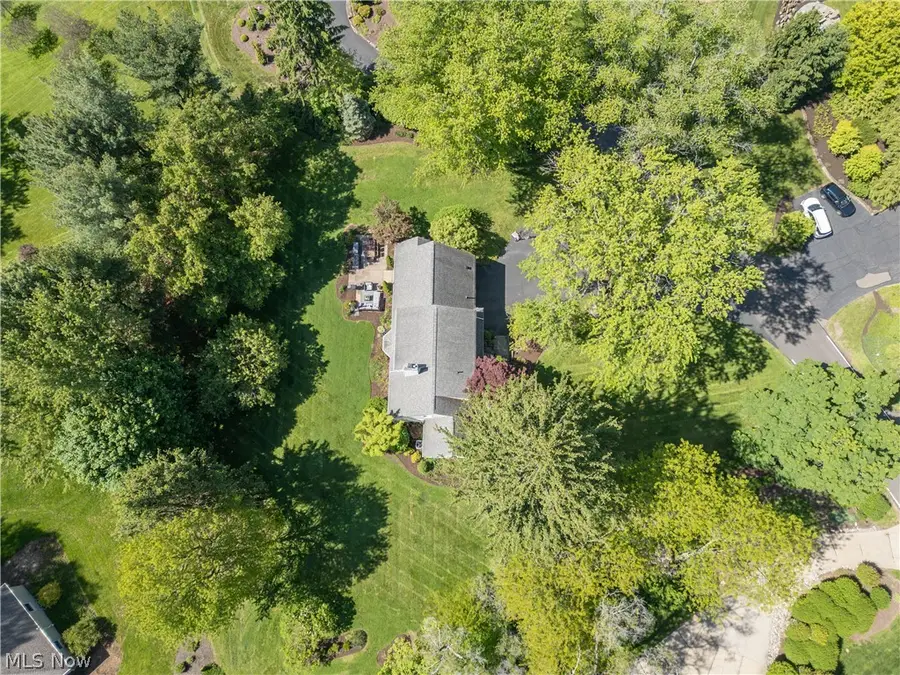 2810 Brentwood Close Nw Street, Canton, OH 44708 - #2
