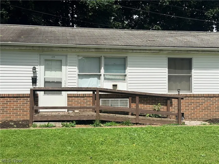 536 Beech Nw Lane, New Philadelphia, OH 44663 - #3