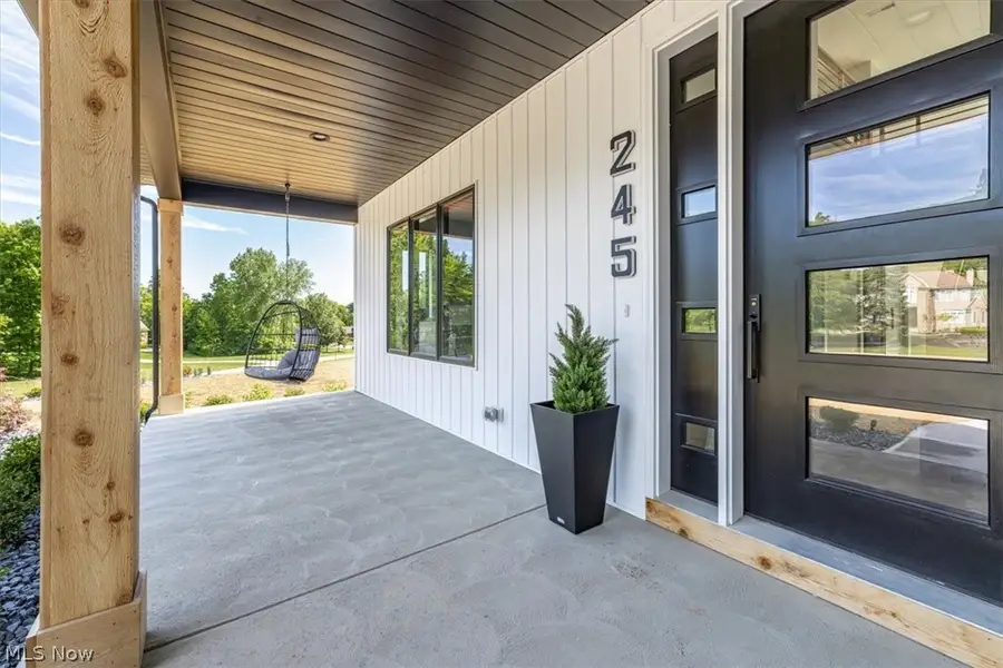 245 Somerset Drive, Hinckley, OH 44233 - #3