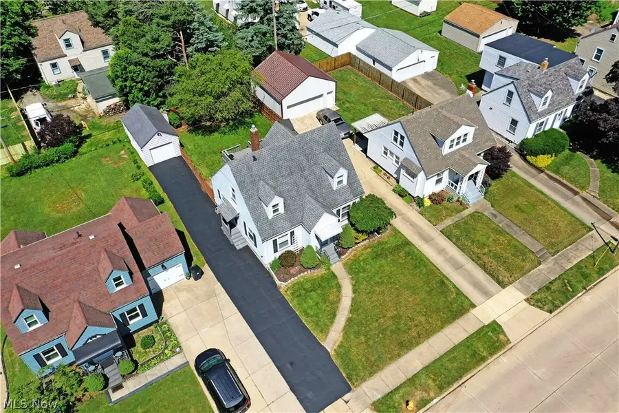 190 Kenmore Ne Avenue, Warren, OH 44483 - #2