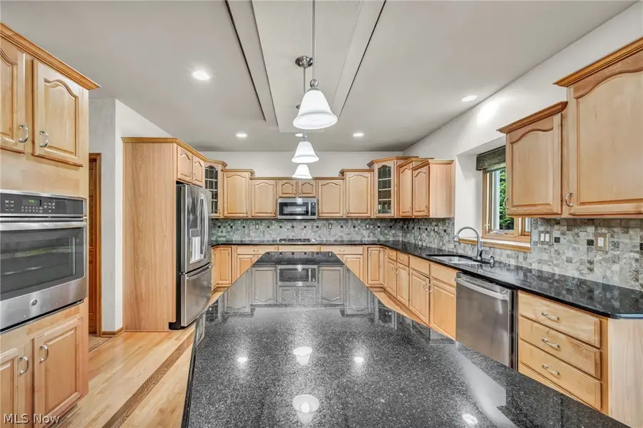 7397 Cherry Hill Lane, Broadview Heights, OH 44147 - #3