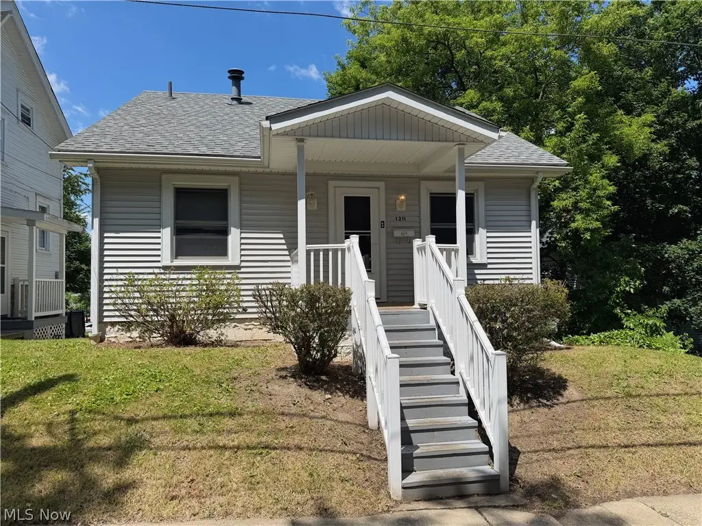 1211 Jennings Avenue, East Liverpool, OH 43920 - #1