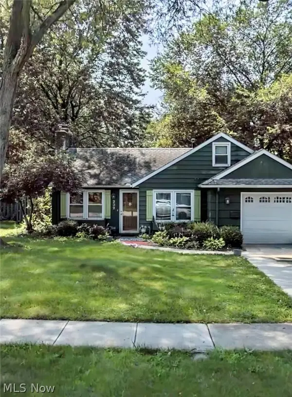 232 Franklin Drive, Berea, OH 44017