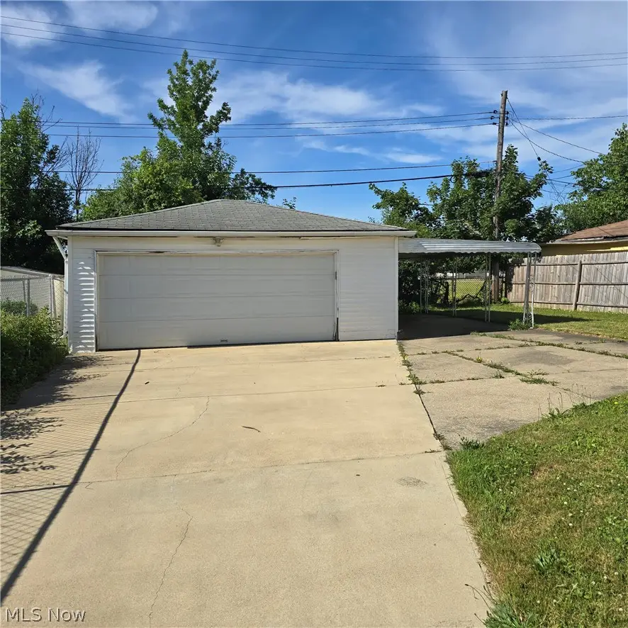 16811 Priebe Avenue, Cleveland, OH 44128 - #3