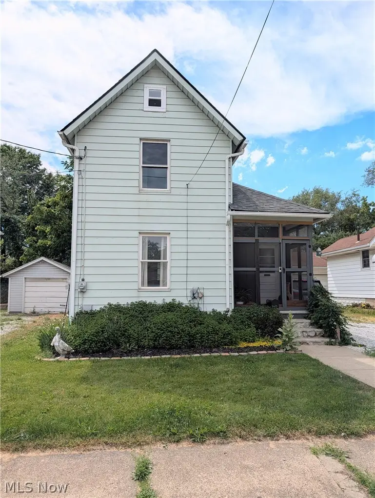 1633 Holland Sw Court, Canton, OH 44706 - #1