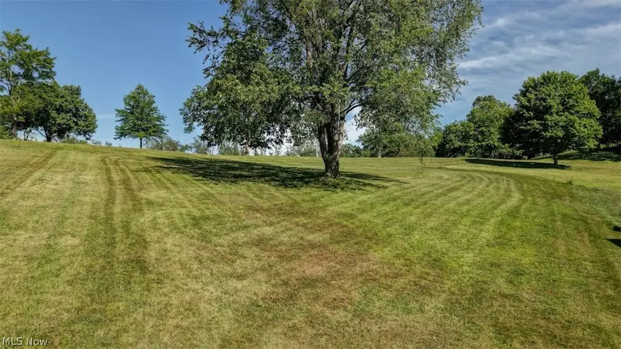 Briarwood Se Drive, New Philadelphia, OH 44663 - #3