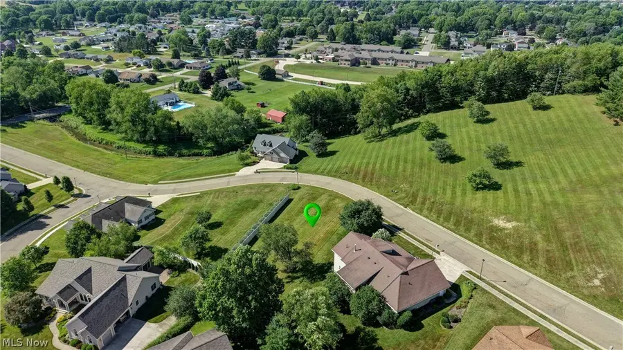 Goshen Glen Se Drive, New Philadelphia, OH 44663 - #2