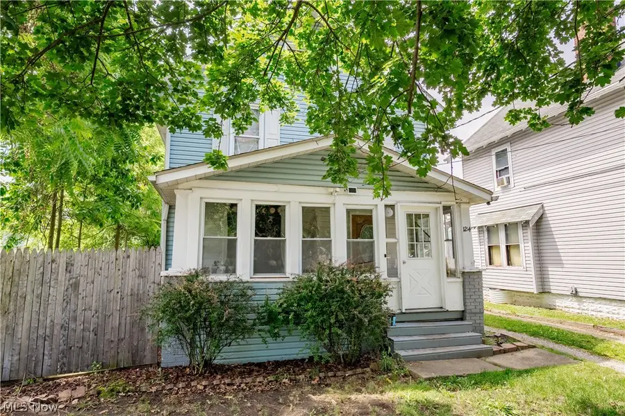 1214 W Wilbeth Road, Akron, OH 44314 - #3