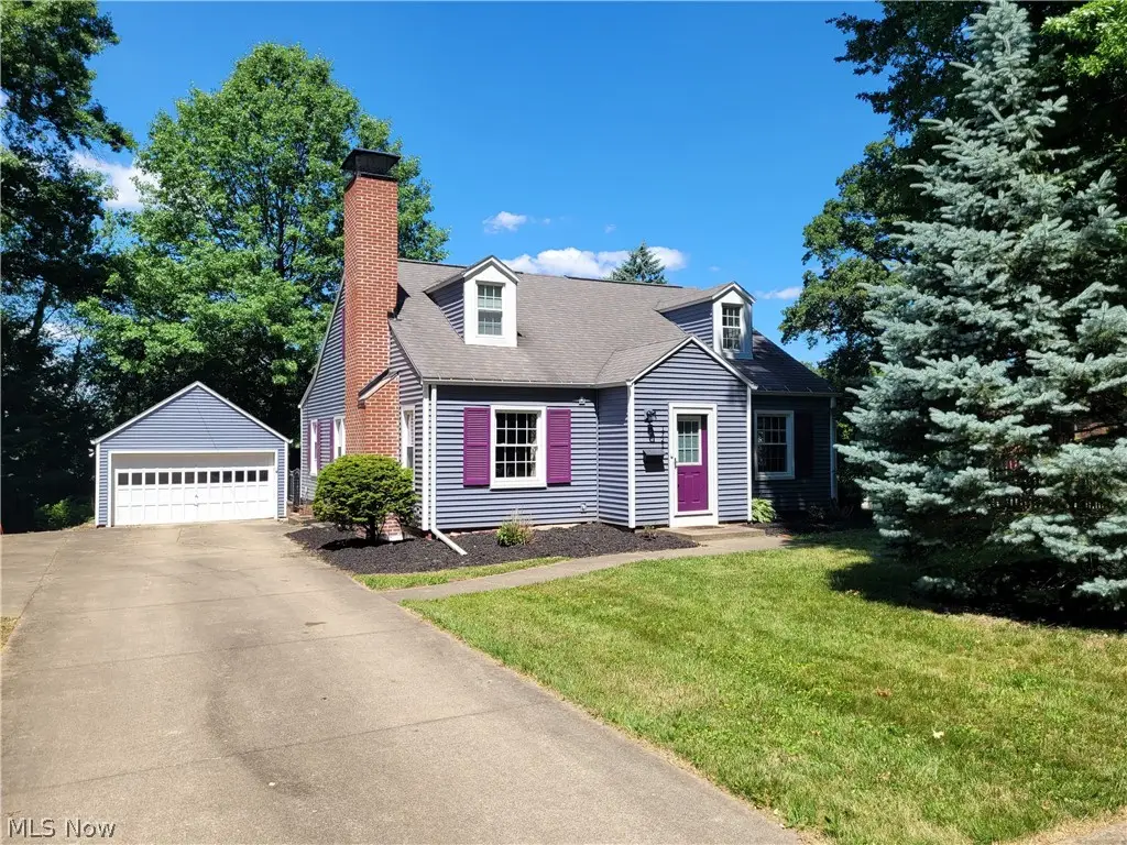 1721 10th Ne Street, Massillon, OH 44646 - #1