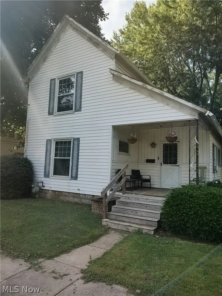 828 E State Street, Newcomerstown, OH 43832 - #1