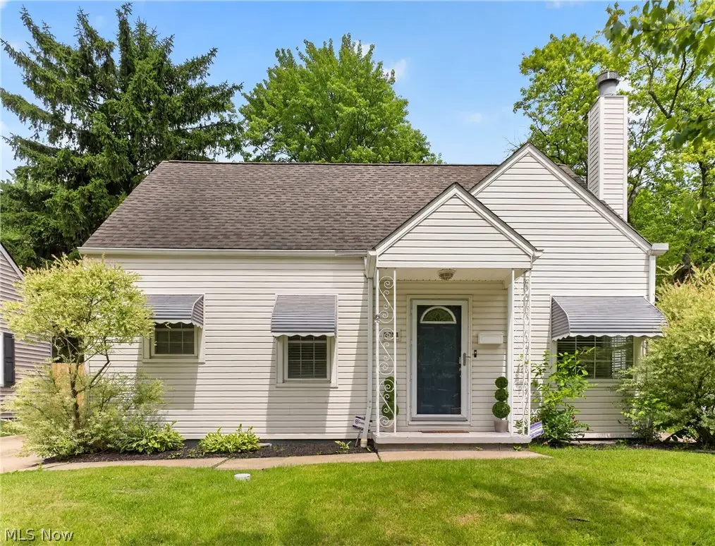 2751 Valley Road, Cuyahoga Falls, OH 44223 - #1
