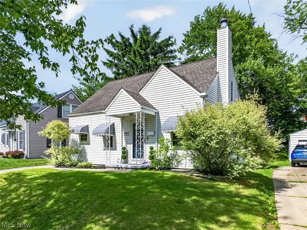 2751 Valley Road, Cuyahoga Falls, OH 44223