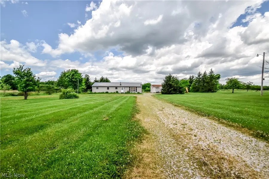 15310 Hart Road, Montville, OH 44064 - #2