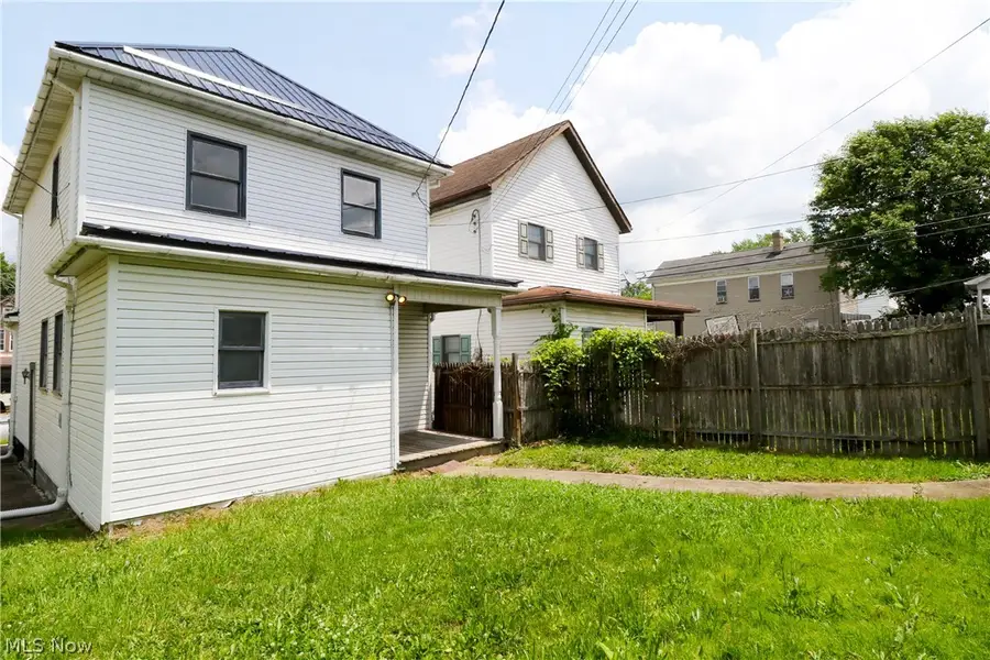 1302 Oregon Avenue, Steubenville, OH 43952 - #3
