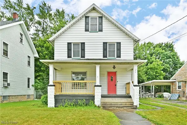 343 E Liberty Street, Girard, OH 44420
