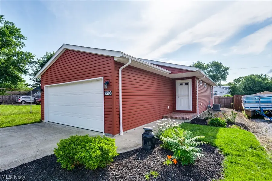 3593 Portage Point Boulevard, Akron, OH 44319 - #3