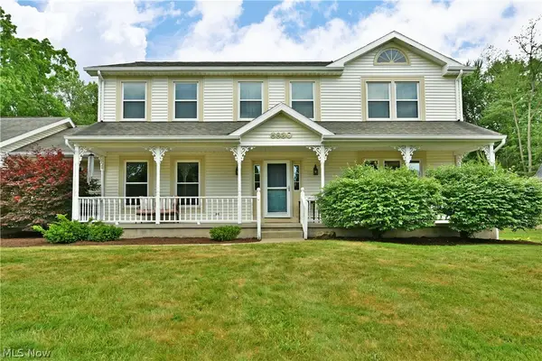 8930 Echo Lake Ne Drive, Warren, OH 44484
