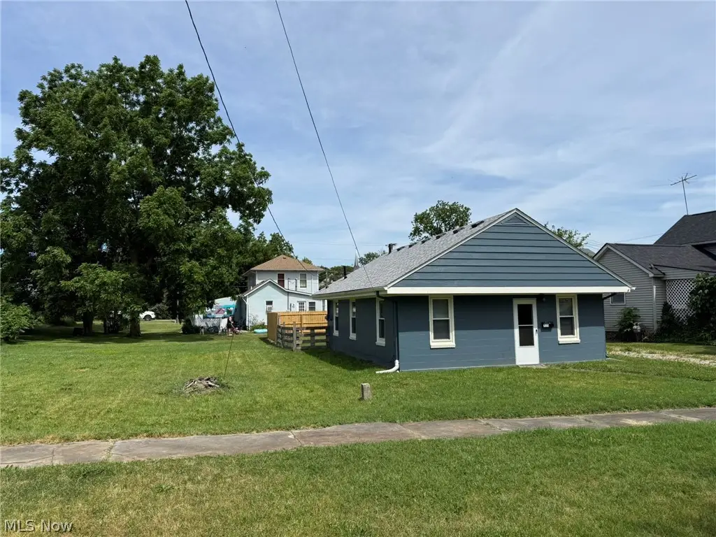 725 Perry Street, Vermilion, OH 44089 - #1
