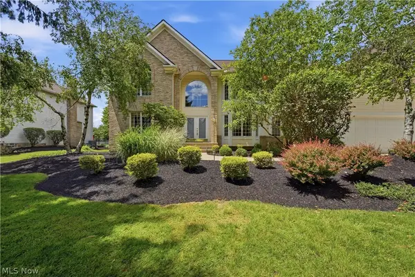 644 Clinton Lane, Highland Heights, OH 44143