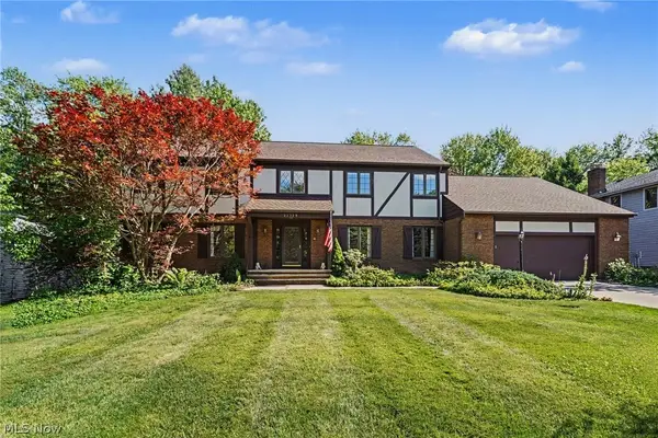 33328 Allenbury Drive, Solon, OH 44139