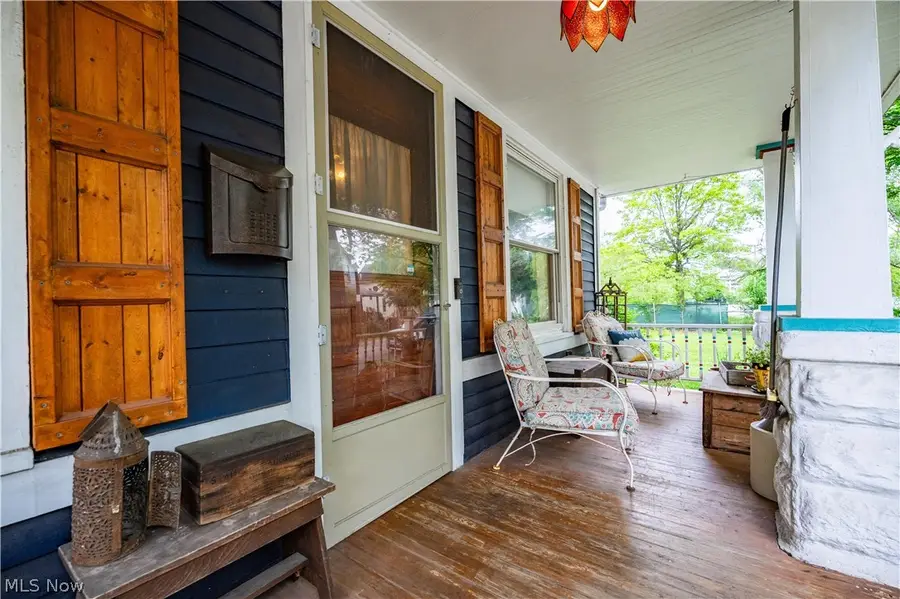 3287 W 17th Street, Cleveland, OH 44109 - #2