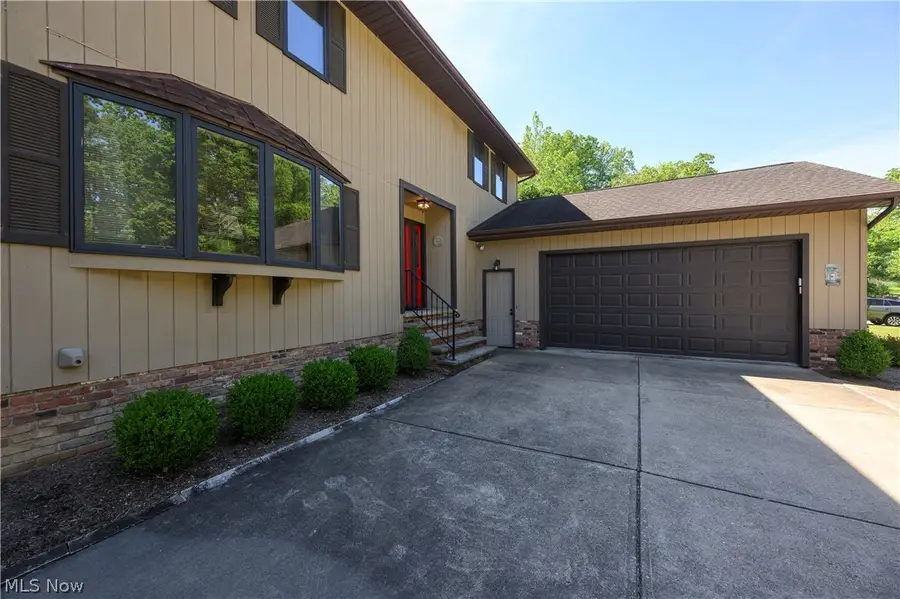 8365 Crinkleroot Clearing, Brecksville, OH 44141 - #3