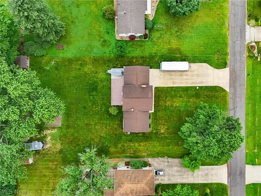 5862 Canterbury Road, New Franklin, OH 44319 - #2