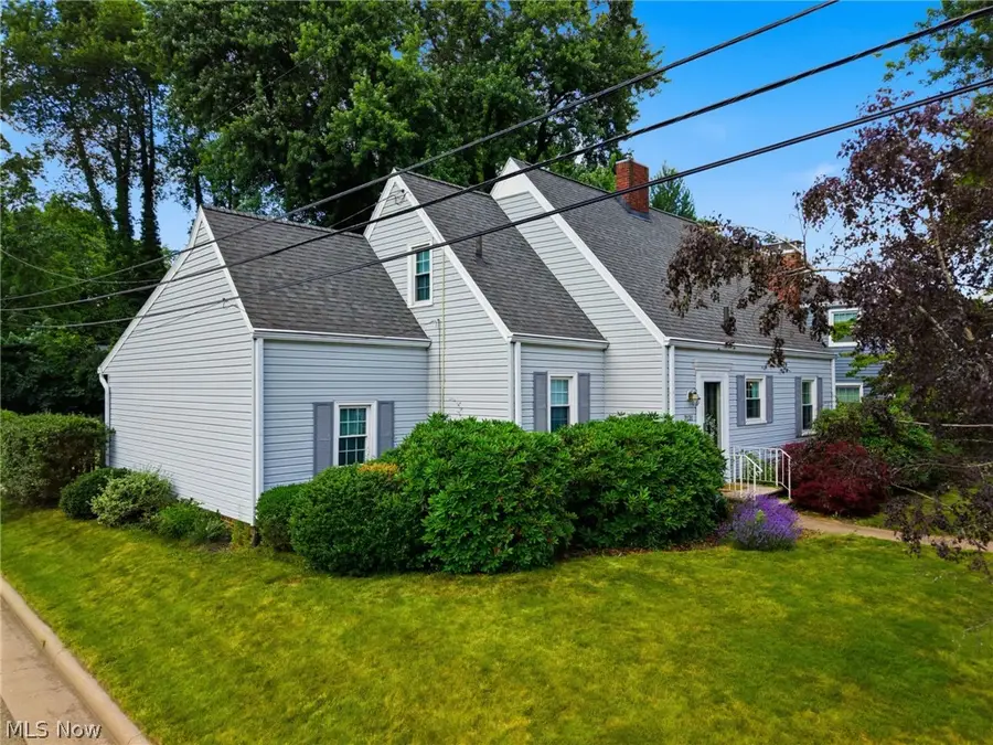 2131 Mount Vernon Nw Boulevard, Canton, OH 44709 - #2