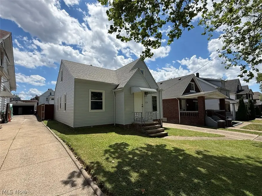 8314 Vineyard Avenue, Cleveland, OH 44105 - #3