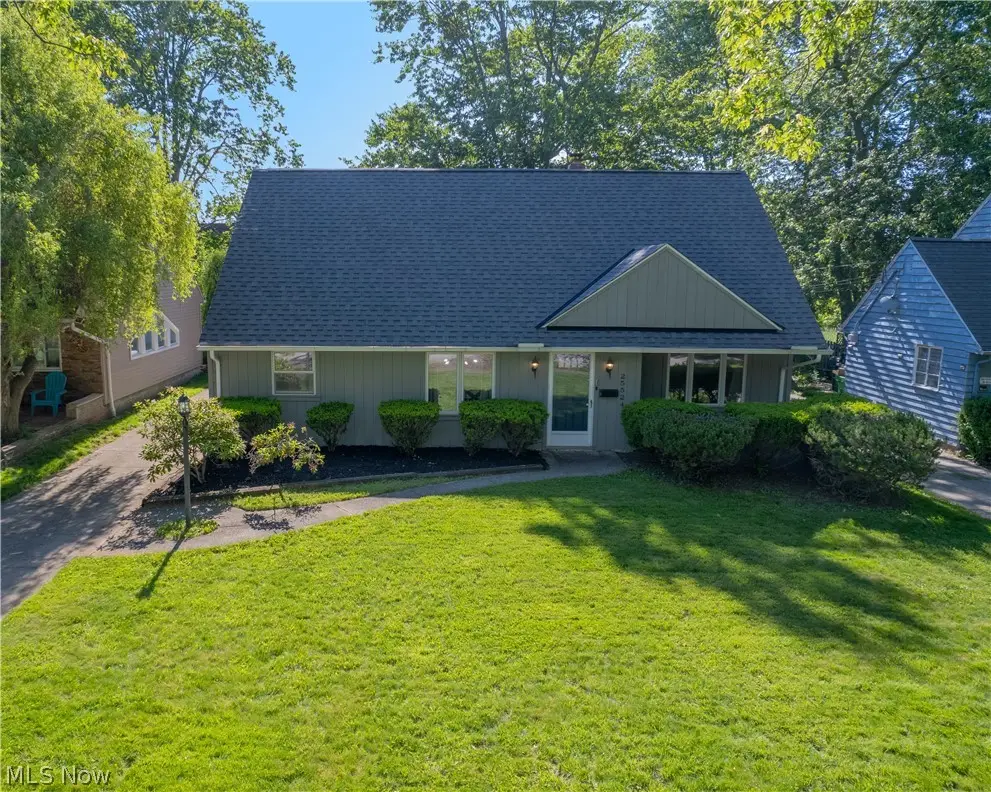 25524 Chatworth, Euclid, OH 44117 - #1