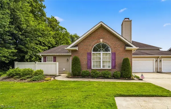 7576 Monterey Bay Drive #5, Mentor on the Lake, OH 44060