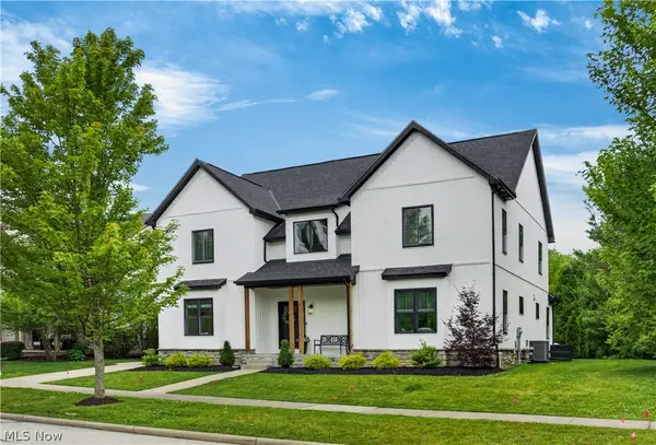 7598 Woodland Avenue, Hudson, OH 44236