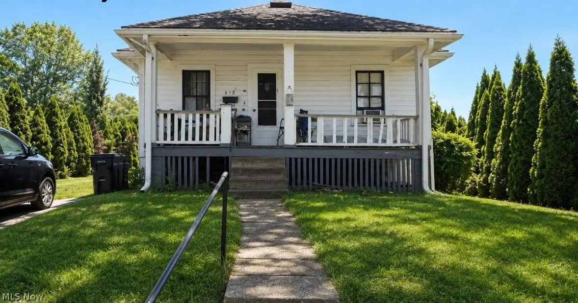 528 Taylor Street, Zanesville, OH 43701 - #1