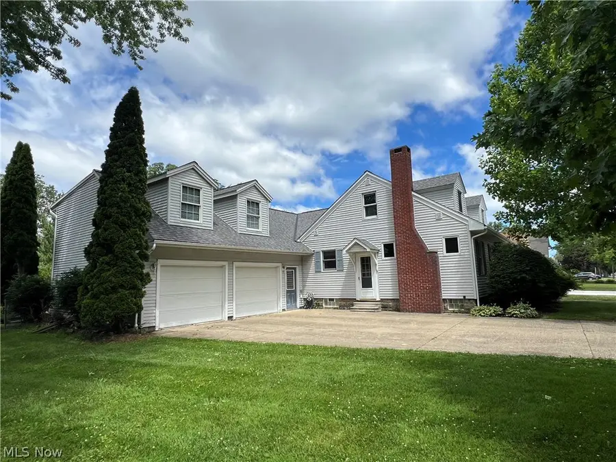 3317 Wilson Avenue, Ashtabula, OH 44004 - #2