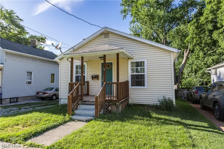 143 E Central Avenue, Ravenna, OH 44266 - #2