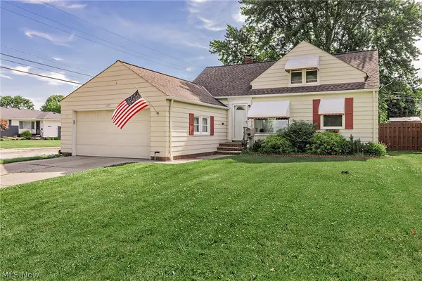 1649 Gilbert Drive, Mayfield Heights, OH 44124