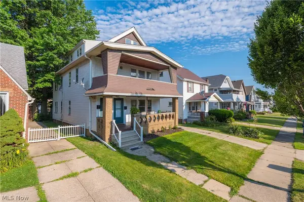 2200-2202 Wyandotte Avenue #2202, Lakewood, OH 44107