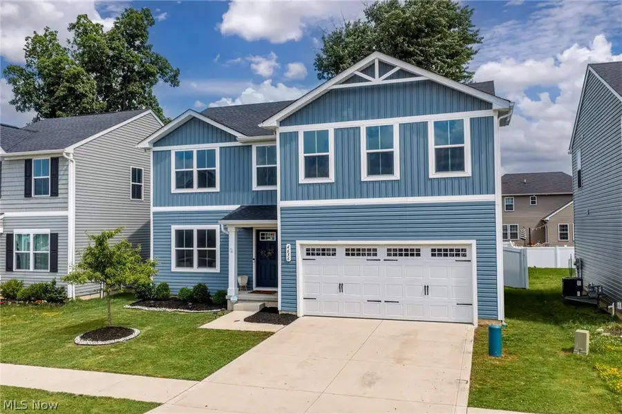 4636 Erhart Drive, Lorain, OH 44053 - #2