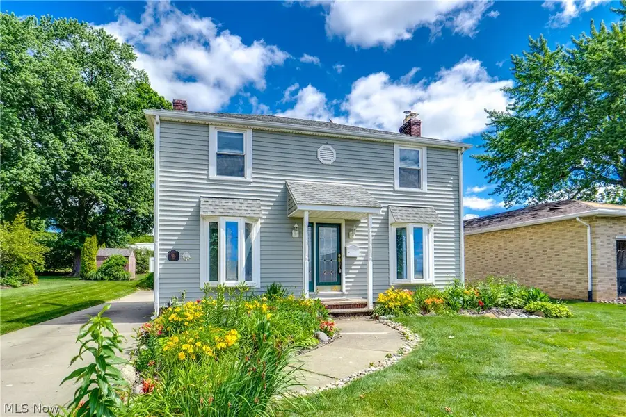 317 30th Nw Street, Canton, OH 44709 - #2