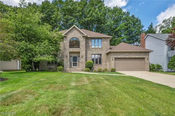 342 Woodbridge Glen, Richmond Heights, OH 44143