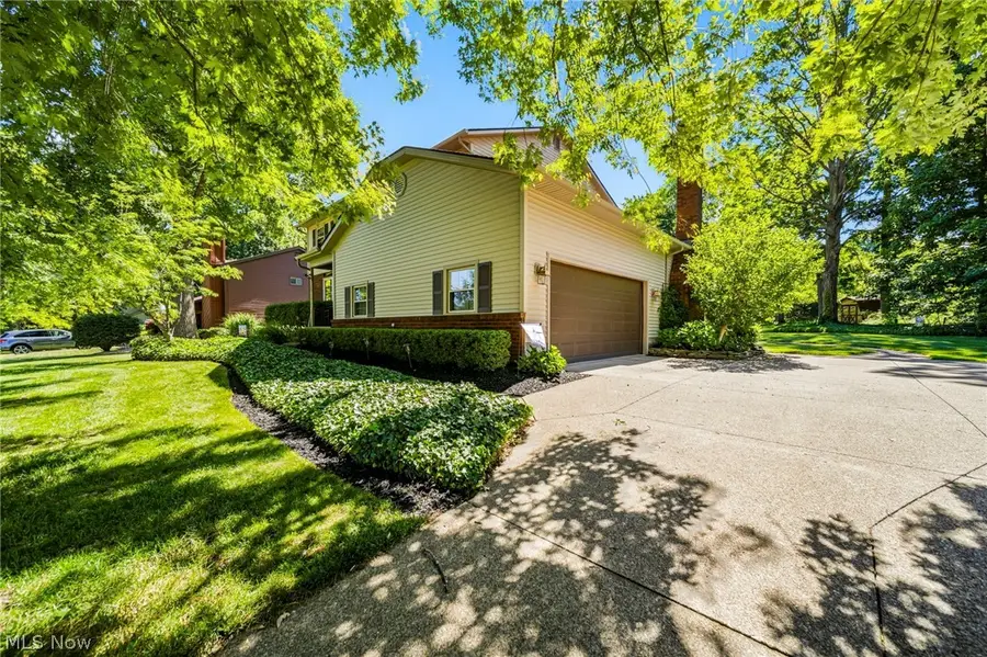 7088 S Meadow Drive, Concord, OH 44077 - #3