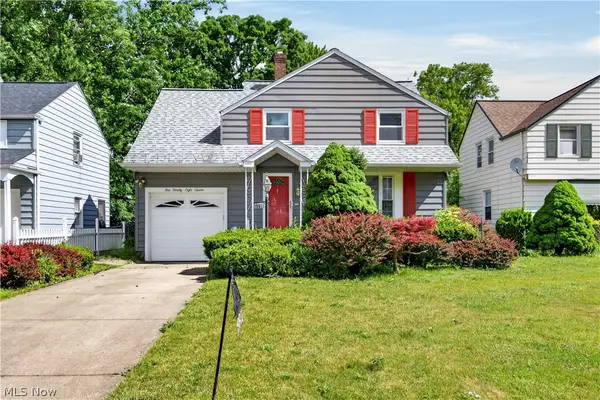 19811 Shakerwood Road, Warrensville Heights, OH 44122
